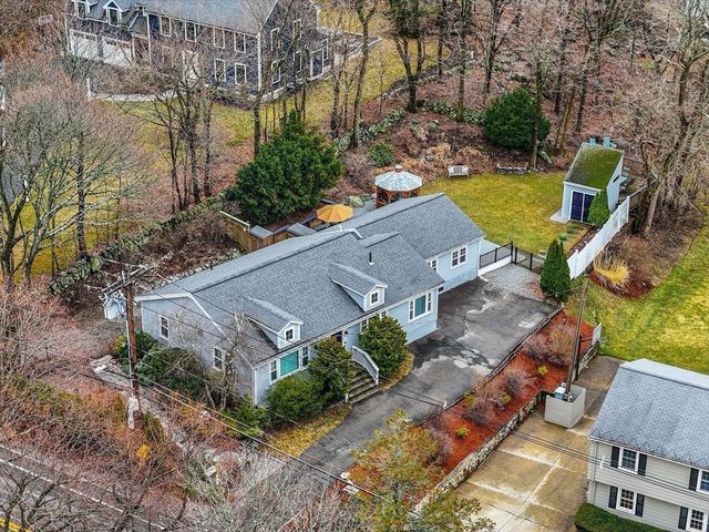 11 Ridge Street, Winchester, MA 01890