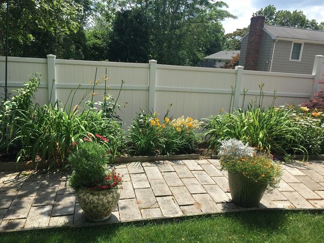 11 Ridge Street, Winchester, MA 01890