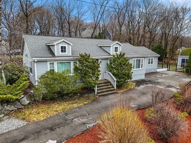 11 Ridge Street, Winchester, MA 01890