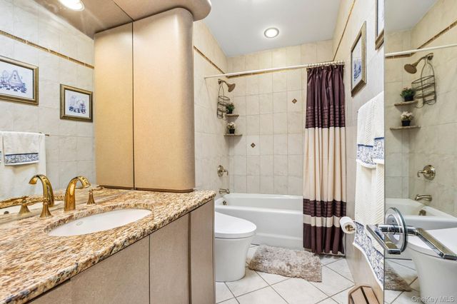 18 Pippen Place, New City, NY 10956