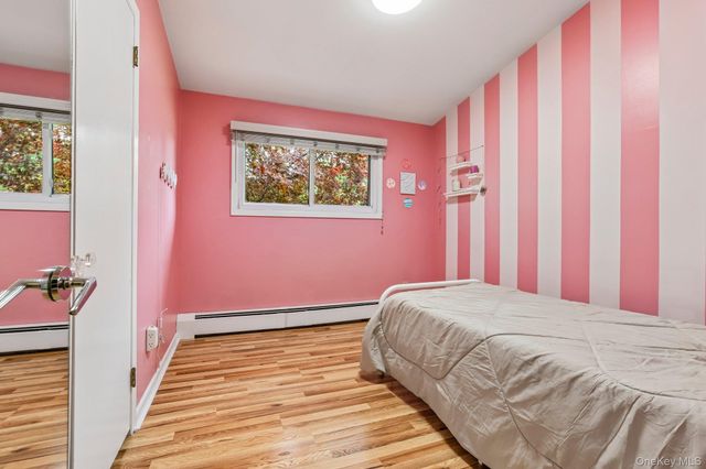18 Pippen Place, New City, NY 10956