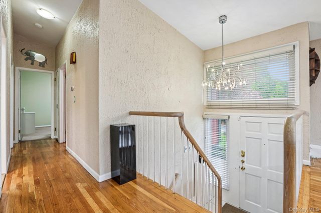 18 Pippen Place, New City, NY 10956