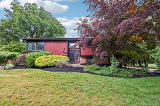 18 Pippen Place, New City, NY 10956