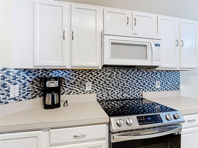 635 KNOLLWOOD DRIVE, Davenport, FL 33837