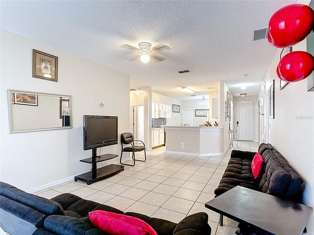 635 KNOLLWOOD DRIVE, Davenport, FL 33837