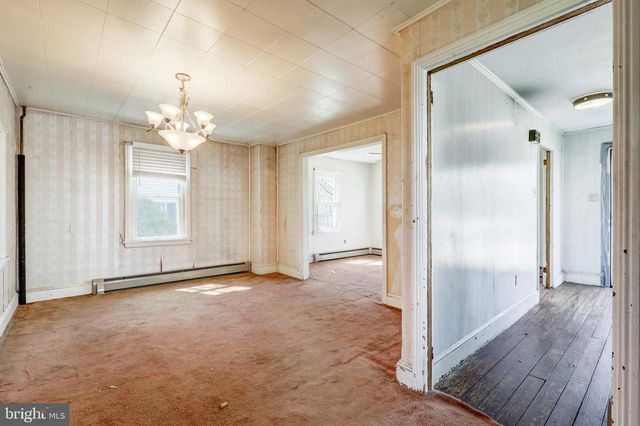 411 FRANKLIN ST, Oxford, PA 19363
