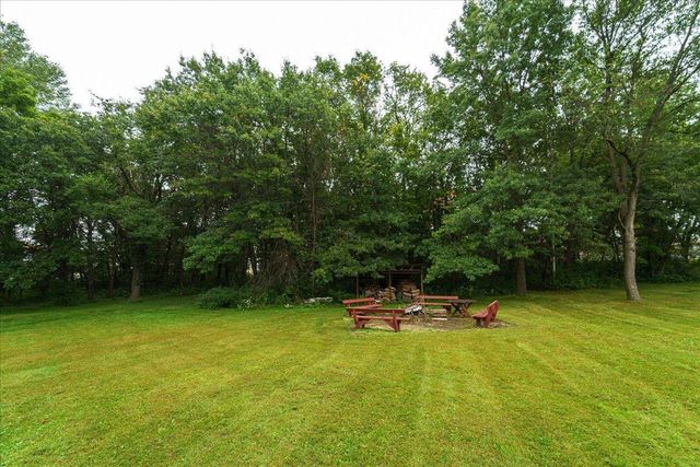 6050 Cahill Avenue, Inver Grove Heights, MN 55076