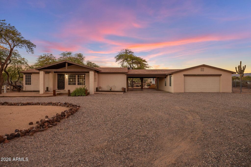 38331 N 29TH Avenue, Phoenix, AZ 85086 — exterior