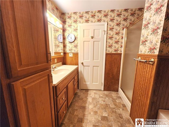 5 Reese Parkway, Pomfret, NY 14063