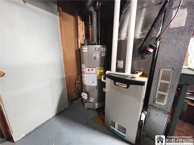 5 Reese Parkway, Pomfret, NY 14063