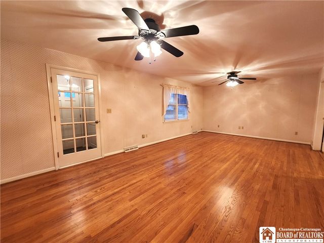 5 Reese Parkway, Pomfret, NY 14063