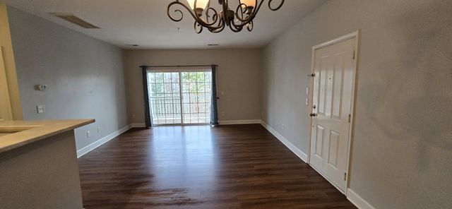 8047 Bienville Dr Apt X6, Nashville, TN 37211