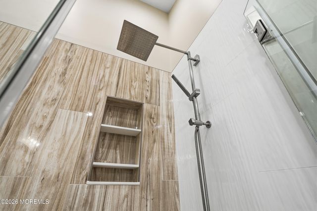 15 Villanova Drive, Freehold, NJ 07728