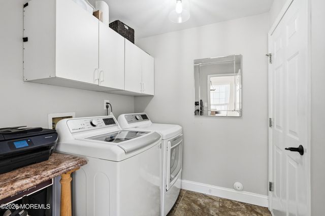 15 Villanova Drive, Freehold, NJ 07728