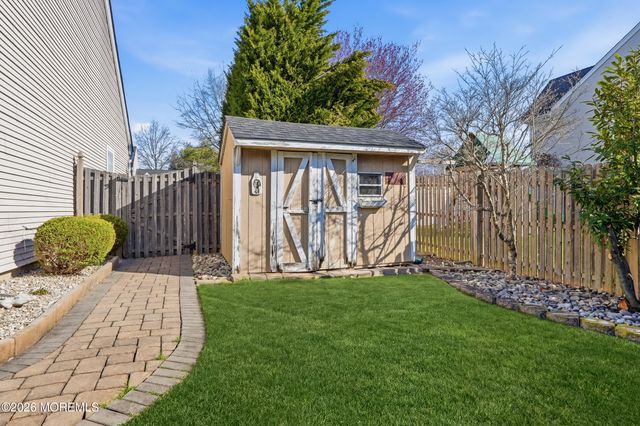 15 Villanova Drive, Freehold, NJ 07728