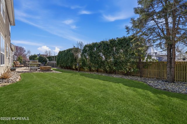 15 Villanova Drive, Freehold, NJ 07728