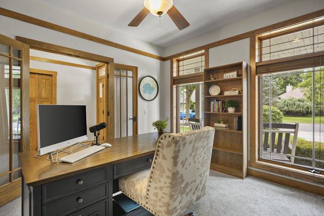 5960 Oak Hollow Drive, Mcfarland, WI 53558