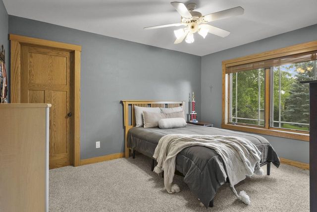 5960 Oak Hollow Drive, Mcfarland, WI 53558