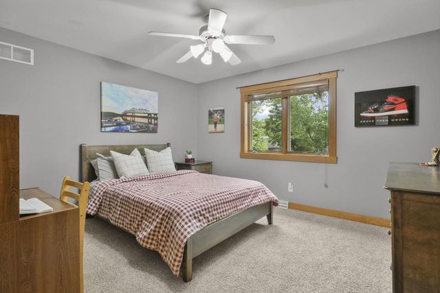 5960 Oak Hollow Drive, Mcfarland, WI 53558