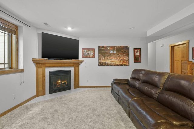 5960 Oak Hollow Drive, Mcfarland, WI 53558