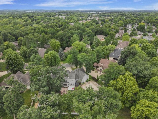 5960 Oak Hollow Drive, Mcfarland, WI 53558