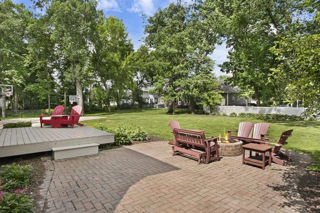 5960 Oak Hollow Drive, Mcfarland, WI 53558