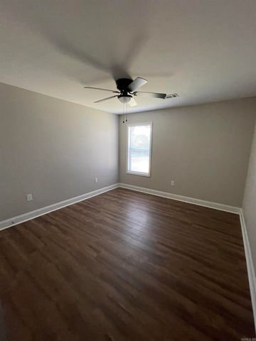 607 & 609 Lenora Street, Jacksonville, AR 72076