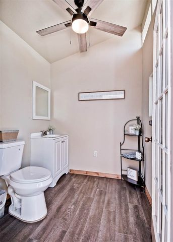 915 S 28th Street, Rogers, AR 72758