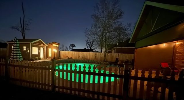 915 S 28th Street, Rogers, AR 72758