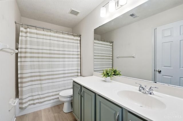 9135 Cedar Gate Drive, Deerfield Twp., OH 45140