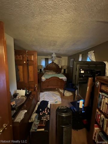 1469 Flamingo Drive, Mount Morris, MI 48458