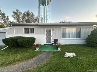 1469 Flamingo Drive, Mount Morris, MI 48458