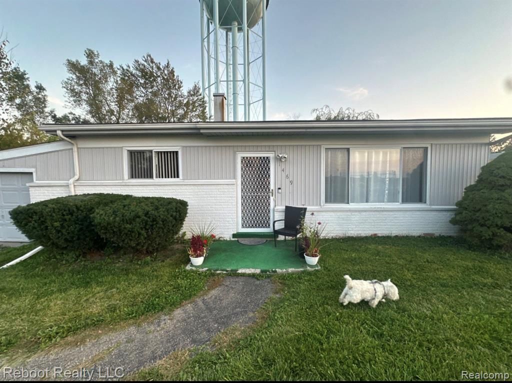 1469 Flamingo Drive, Mount Morris, MI 48458