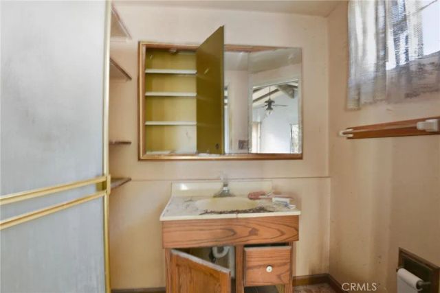 2280 San Francisco Avenue, Long Beach, CA 90806