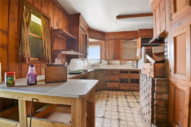 2280 San Francisco Avenue, Long Beach, CA 90806