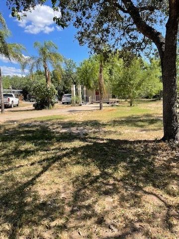 13033 10th Street, Hargill, TX 78549