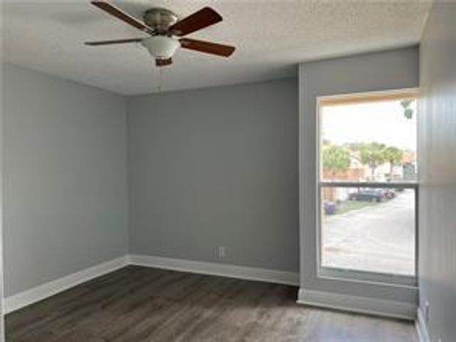 8244 NW 9th Street 5, Plantation, FL 33324