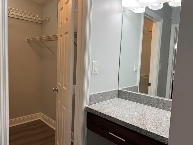 8244 NW 9th Street 5, Plantation, FL 33324