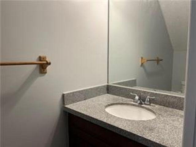 8244 NW 9th Street 5, Plantation, FL 33324