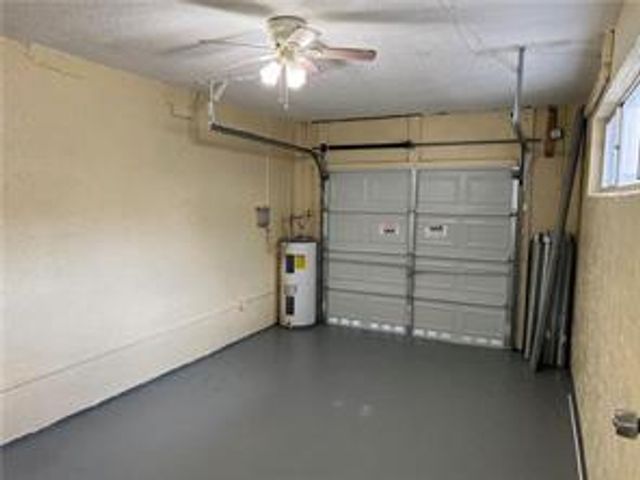 8244 NW 9th Street 5, Plantation, FL 33324