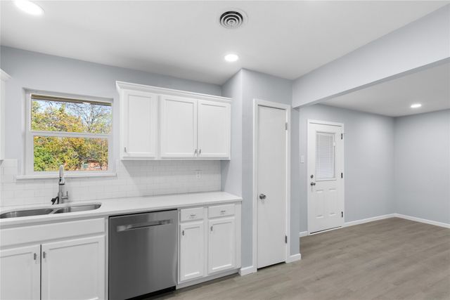 1809 W Birge Street, Sherman, TX 75092