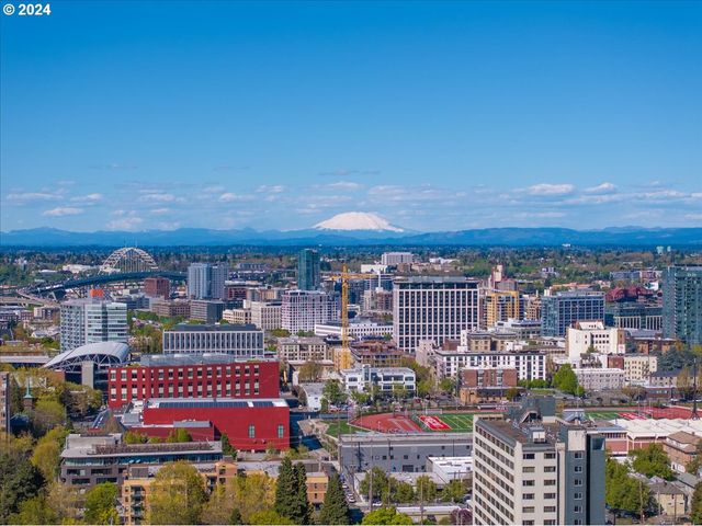 1557 Sw UPPER HALL St, Portland, OR 97201