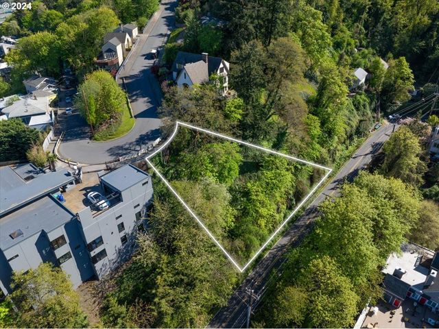 1557 Sw UPPER HALL St, Portland, OR 97201