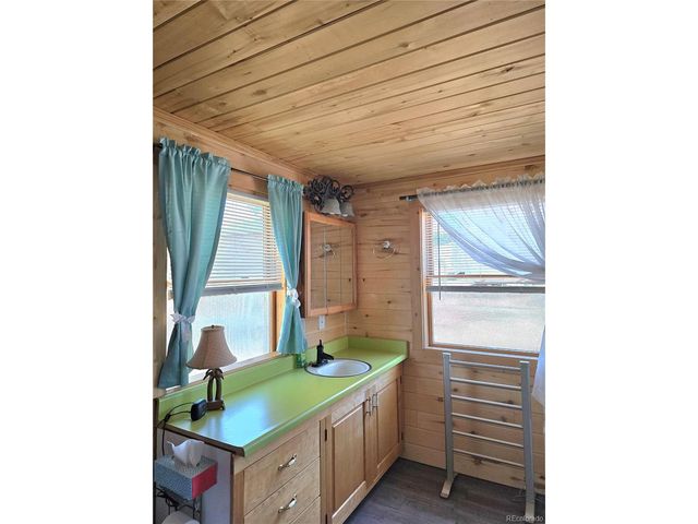 610 Hermosa St, Del Norte, CO 81132