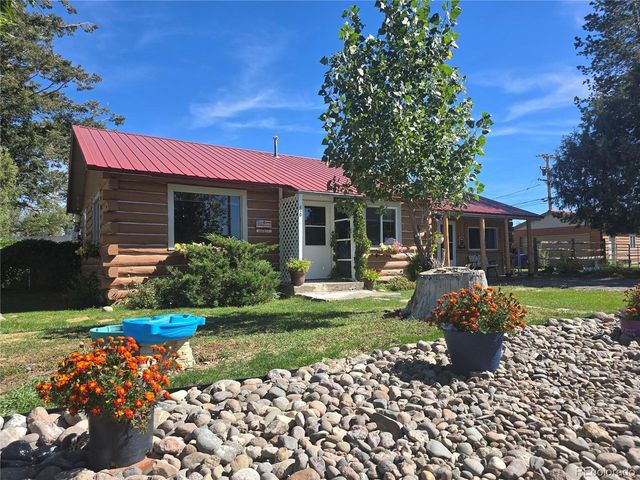 610 Hermosa St, Del Norte, CO 81132