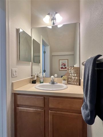 3644 PINE KNOT DRIVE, Valrico, FL 33596