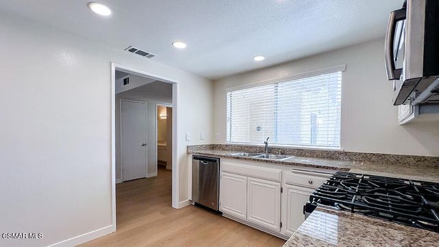 1815 Tipperary Lane, Newbury Park, CA 91320