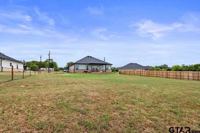 148 Crescent St, Bullard, TX 75757