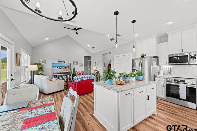 148 Crescent St, Bullard, TX 75757
