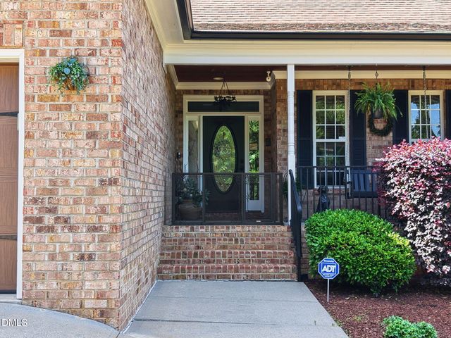 10 Georgetown Woods Drive, Youngsville, NC 27596